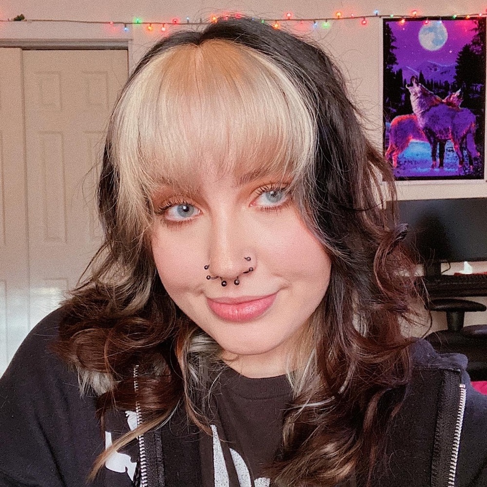 Meet your Posher, Carly